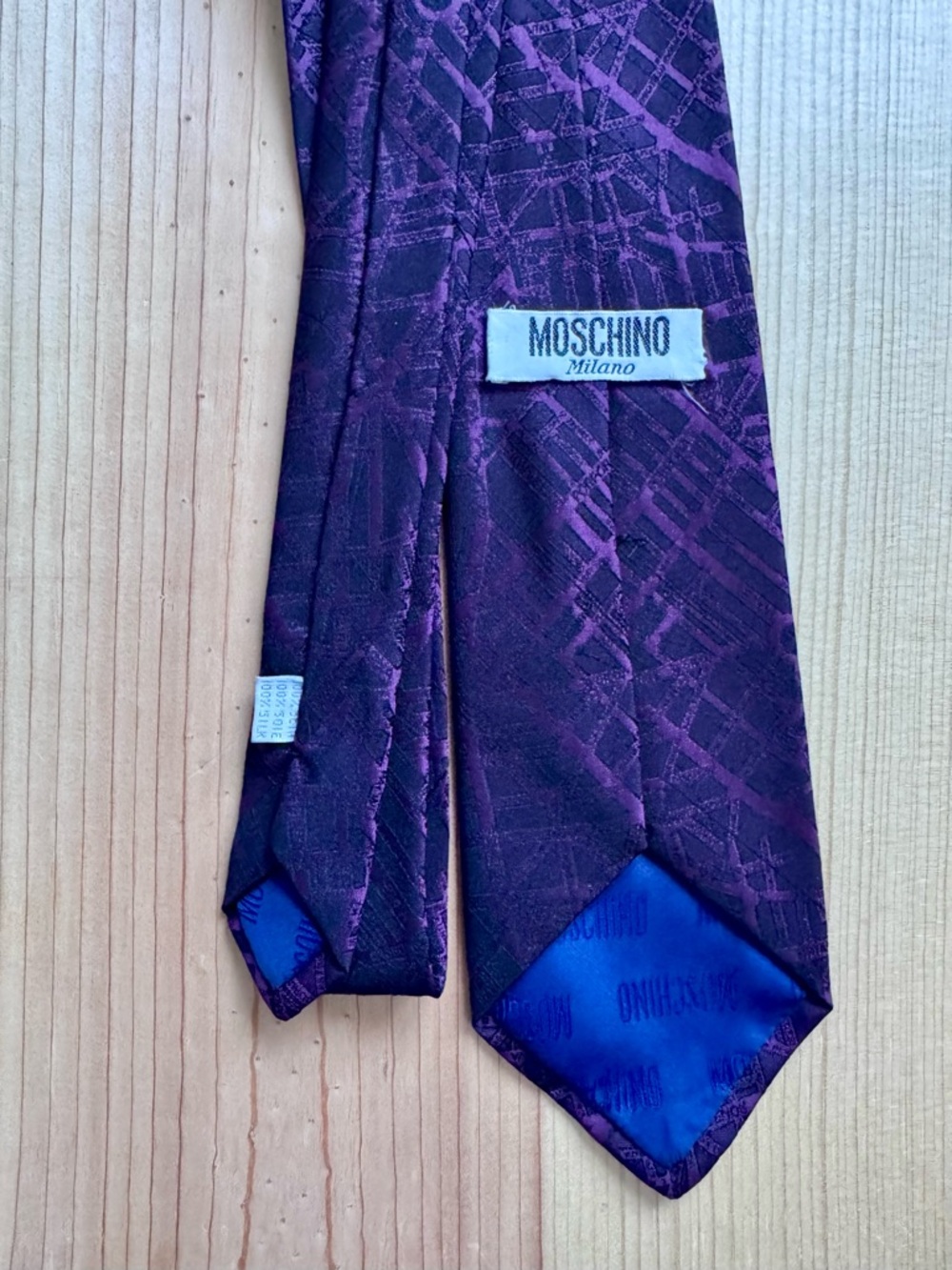 Moschino Milano Silk Tie Purple Abstract Milan Map Print 3.25” Designer VTG - Picture 2 of 9